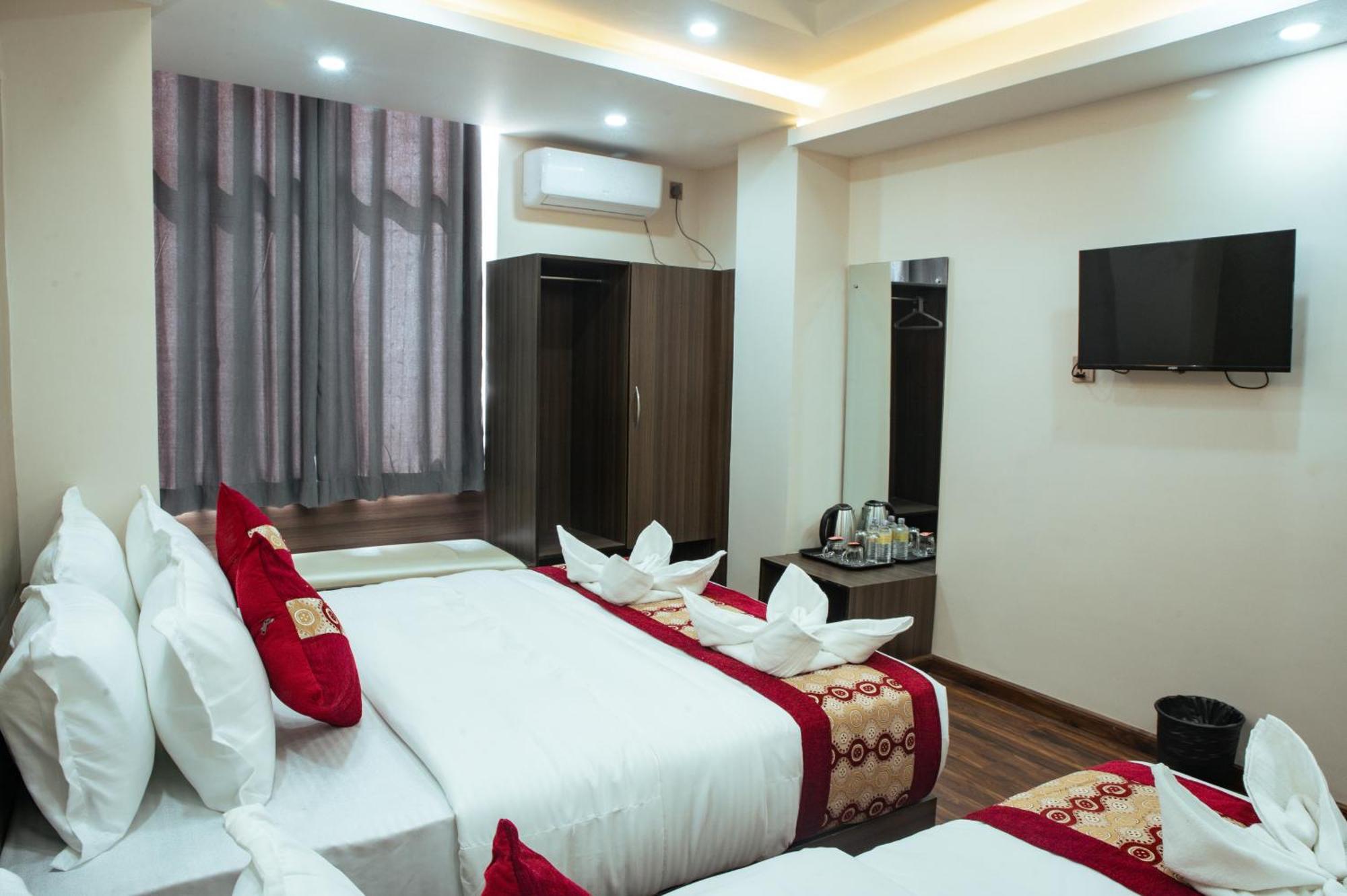 Kusum Airport Hotel كاتماندو المظهر الخارجي الصورة