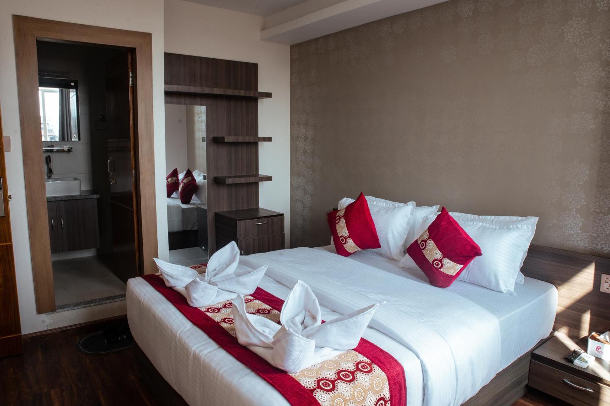 Kusum Airport Hotel كاتماندو المظهر الخارجي الصورة
